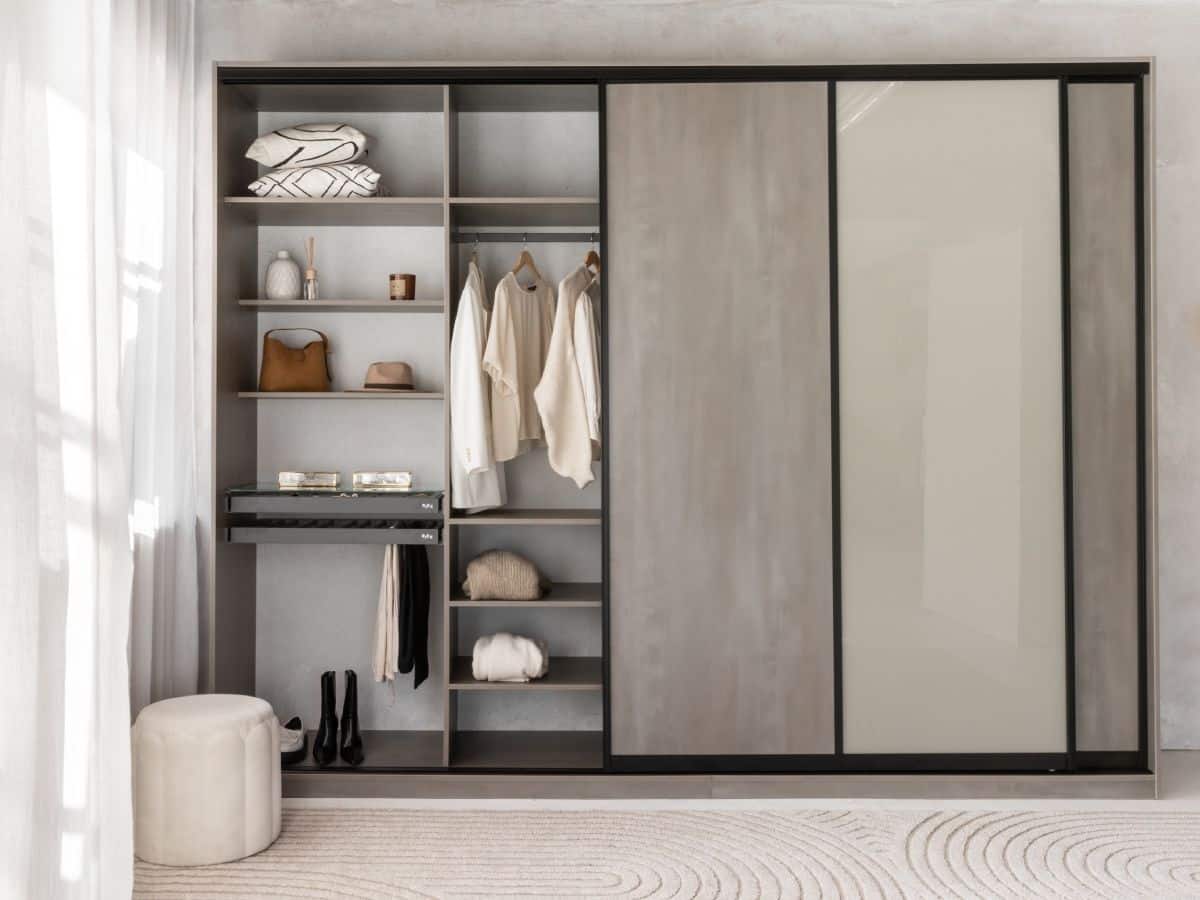 liukuovikaappi hinta