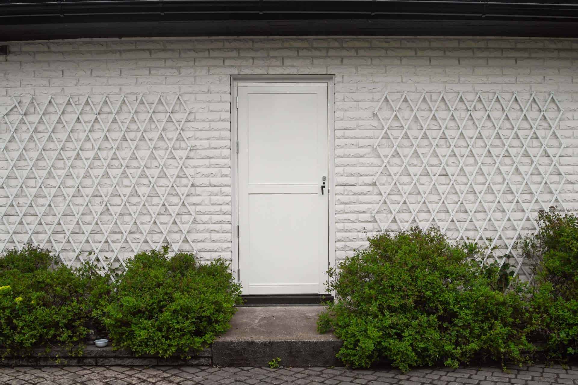 yksilölliset ulko-ovet